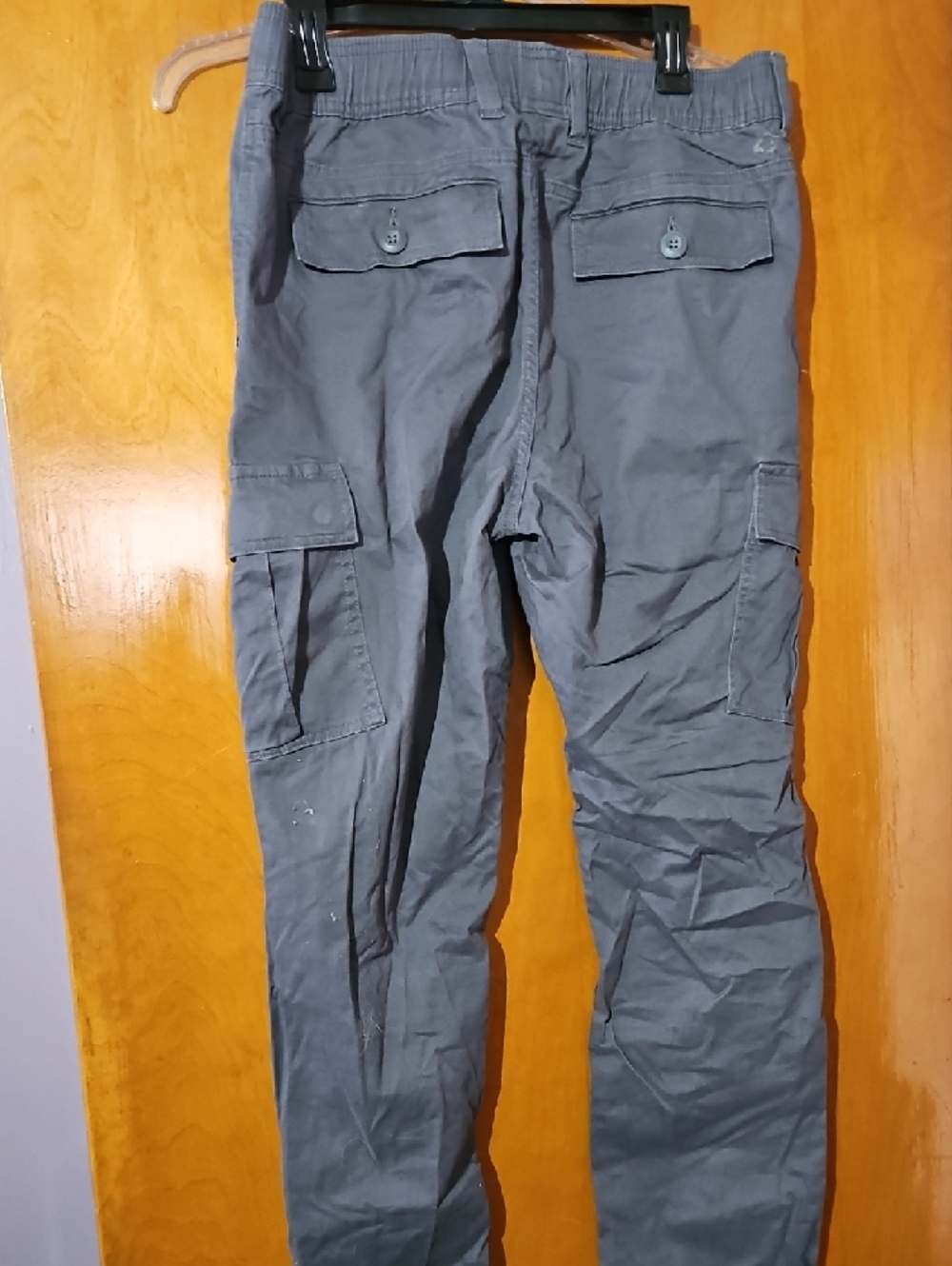 No Boundaries Men's Slate Gray Cargo Pants - Picture 3 of 3